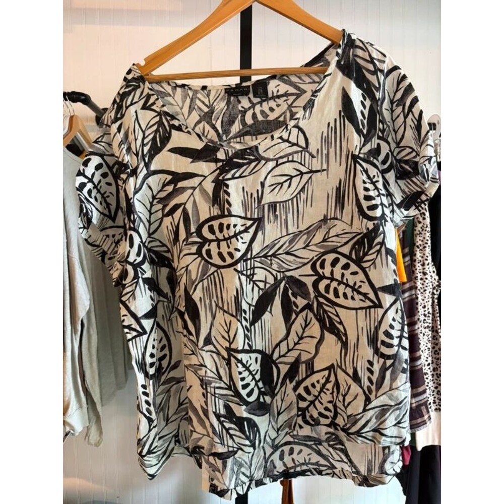 Tahari 1x 100% linen blouse